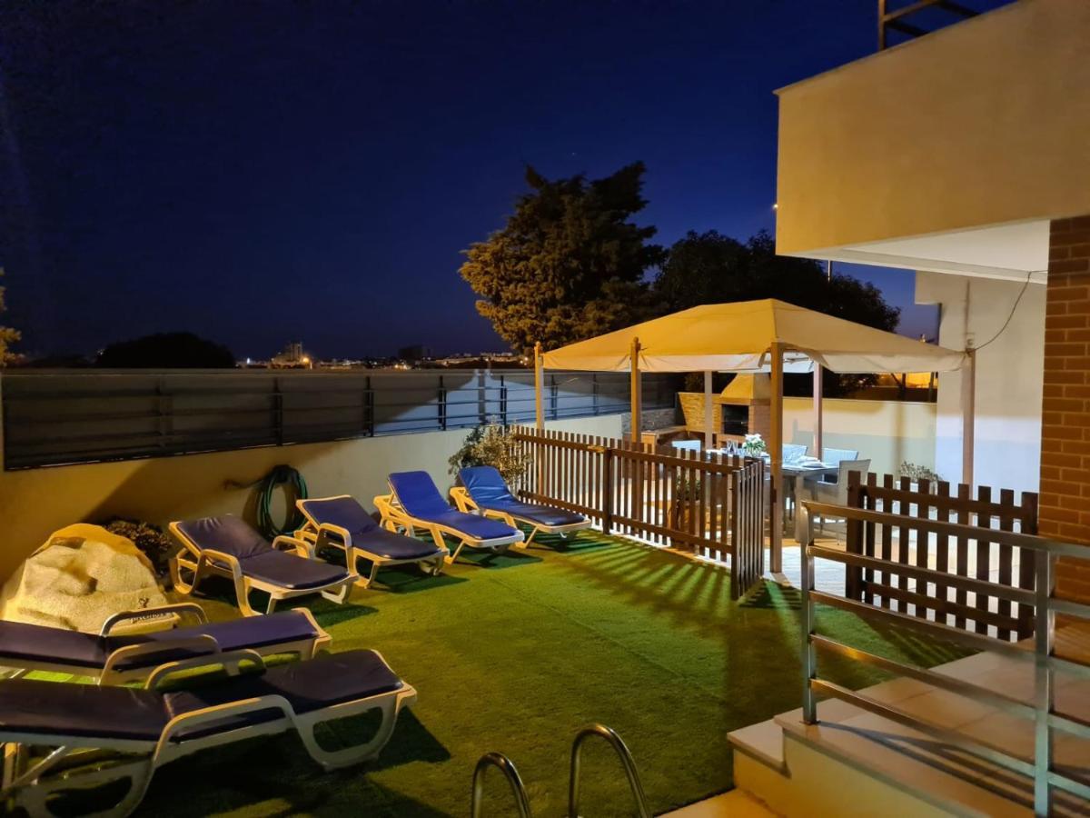 Cozy Villa With Pool And Barbecue Албуфейра Екстер'єр фото